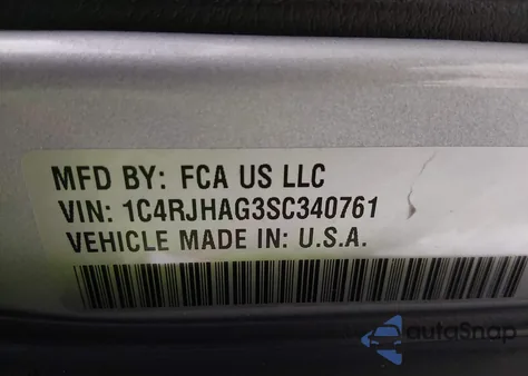 2025 Jeep Grand Cherokee Altitude X 4X4 from USA, damaged, VIN 1C4RJHAG3SC340761